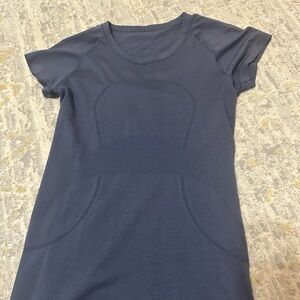 Dark blue swiftly tech size 8